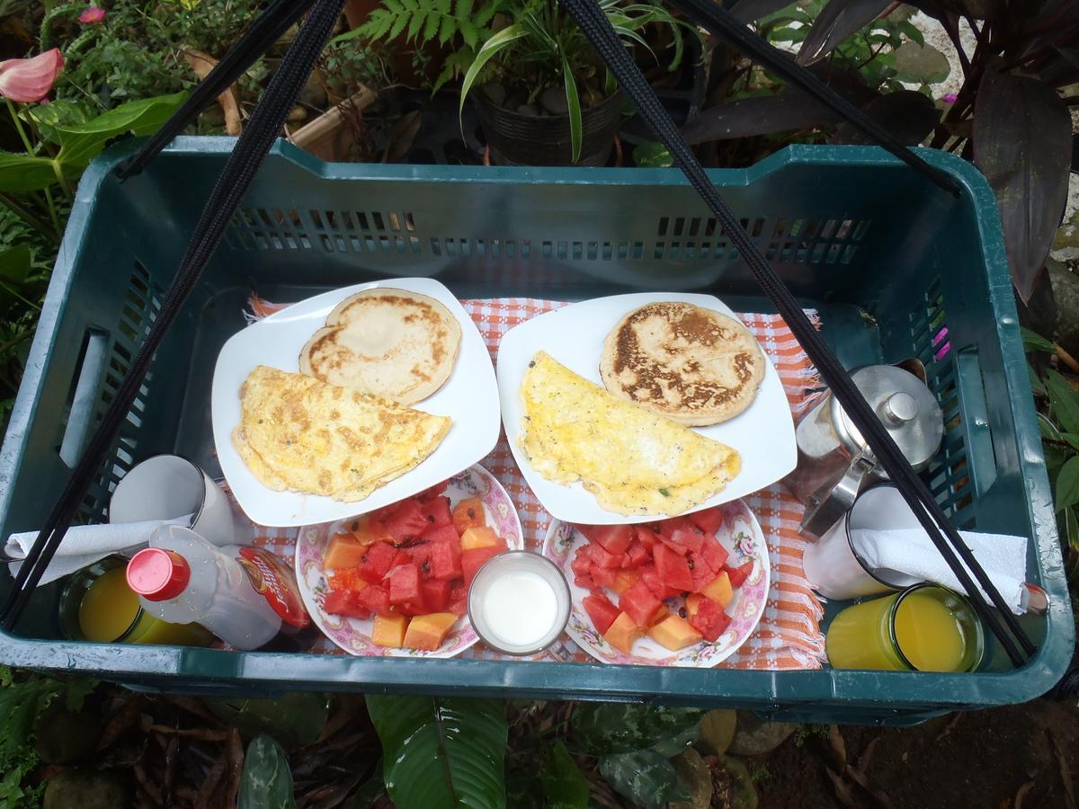Los Angeles  Jarabacoa Family Hostel المظهر الخارجي الصورة
